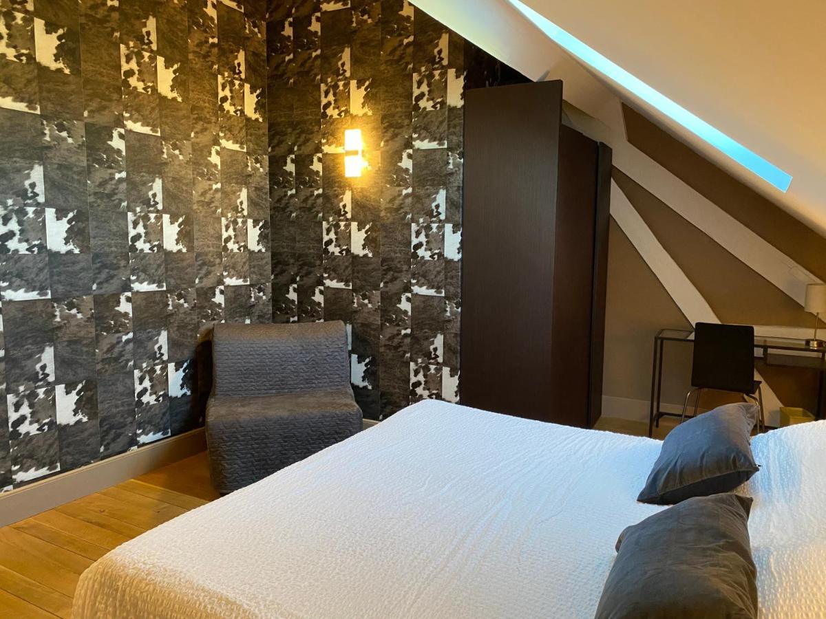 Demeure Saint Louis Historic Manor, City 700M, Parking,A C,Clim,Wifi, Heated Pool, City View Carcassonne Exterior photo