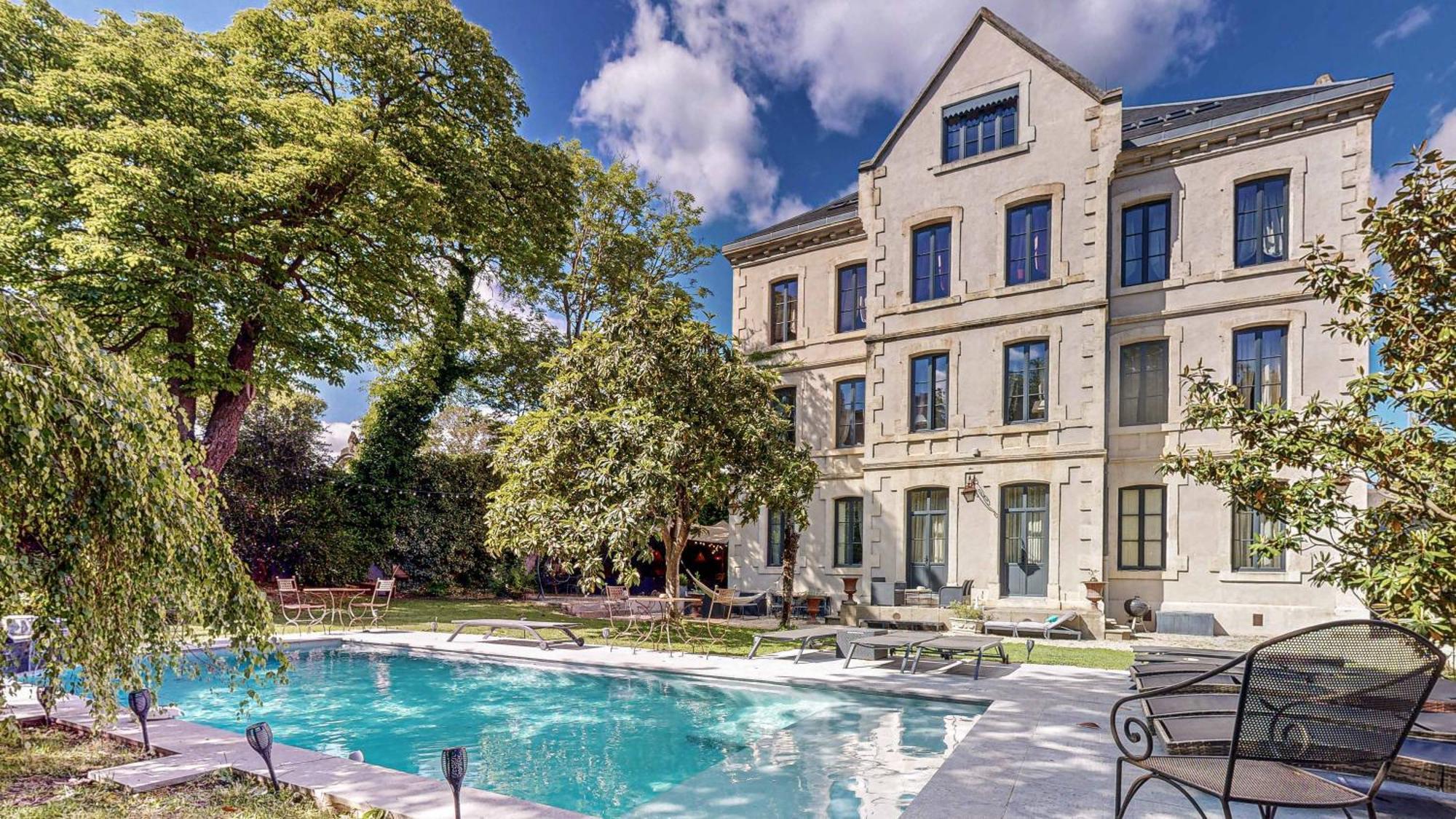 Demeure Saint Louis Historic Manor, City 700M, Parking,A C,Clim,Wifi, Heated Pool, City View Carcassonne Exterior photo